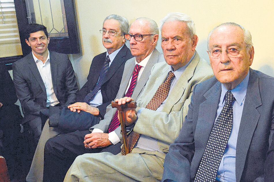 La fiscalía había pedido para los acusados condenas de entre siete y dos años de prisión.