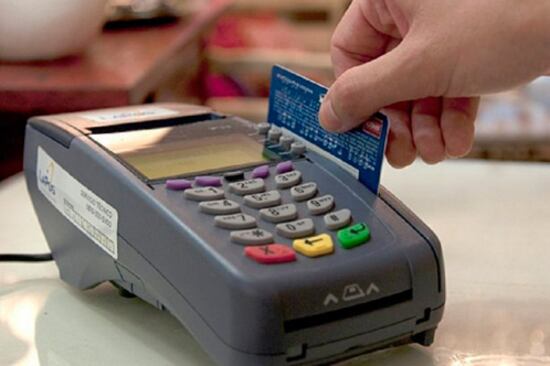 Las transacciones realizadas a través de tarjetas de débito crecieron un 19 por ciento interanual hasta noviembre de 2016.