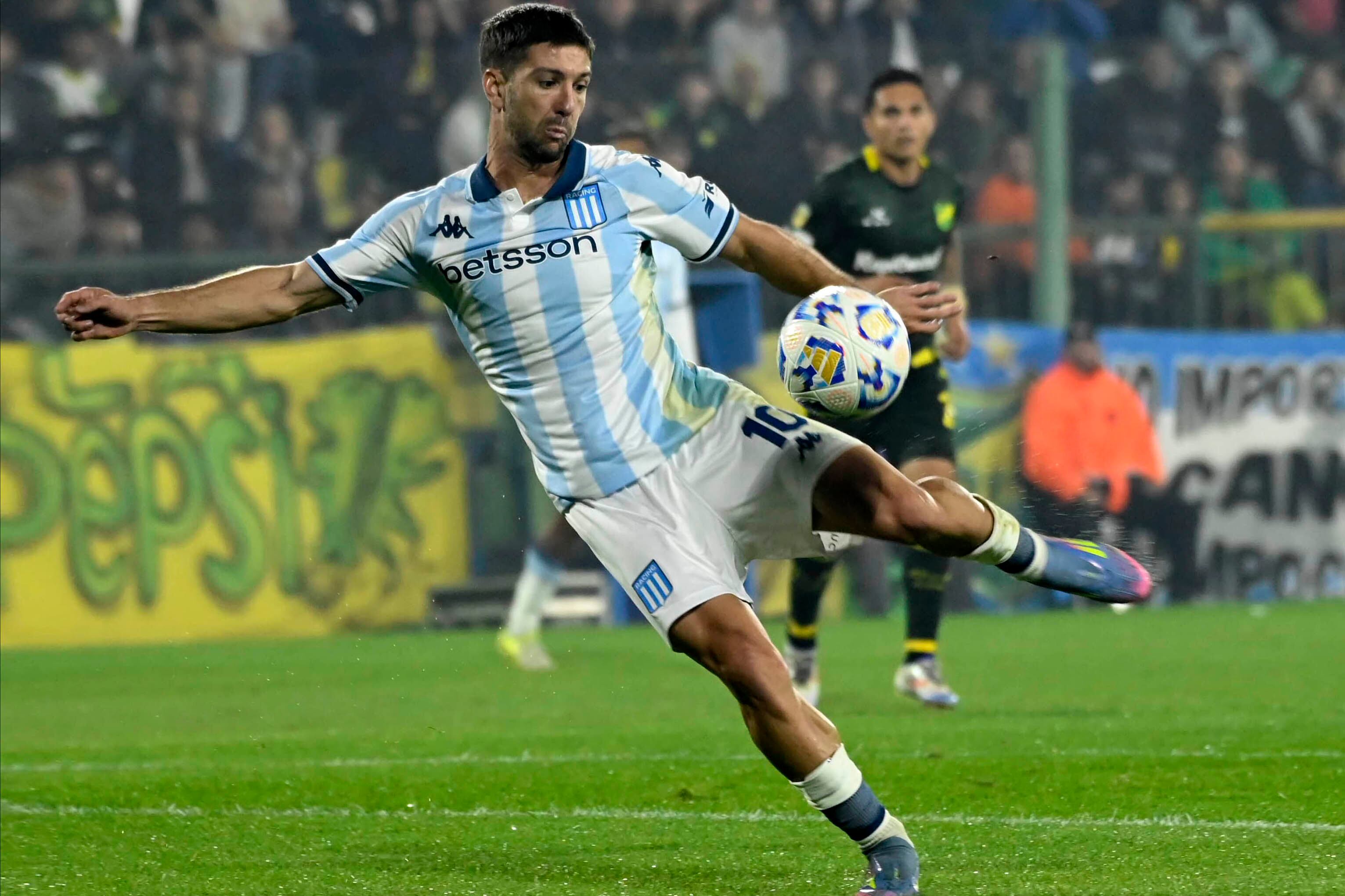 Vietto deberá aceptar nuevas condiciones para seguir en la Academia