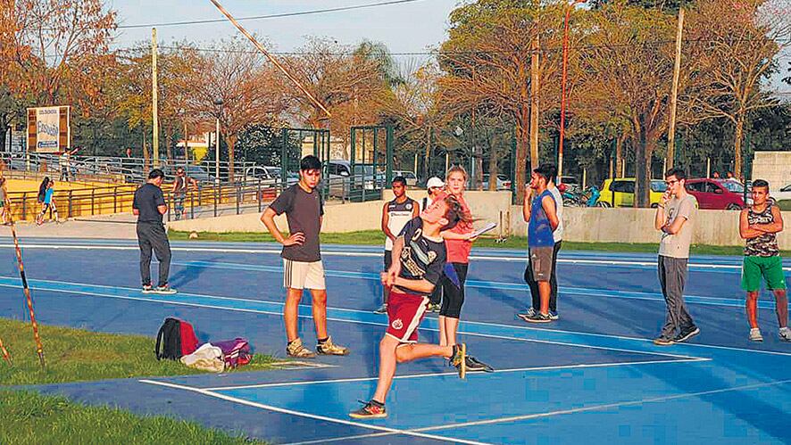 Los chicos participaron en gran forma en las flamantes instalaciones del predio.