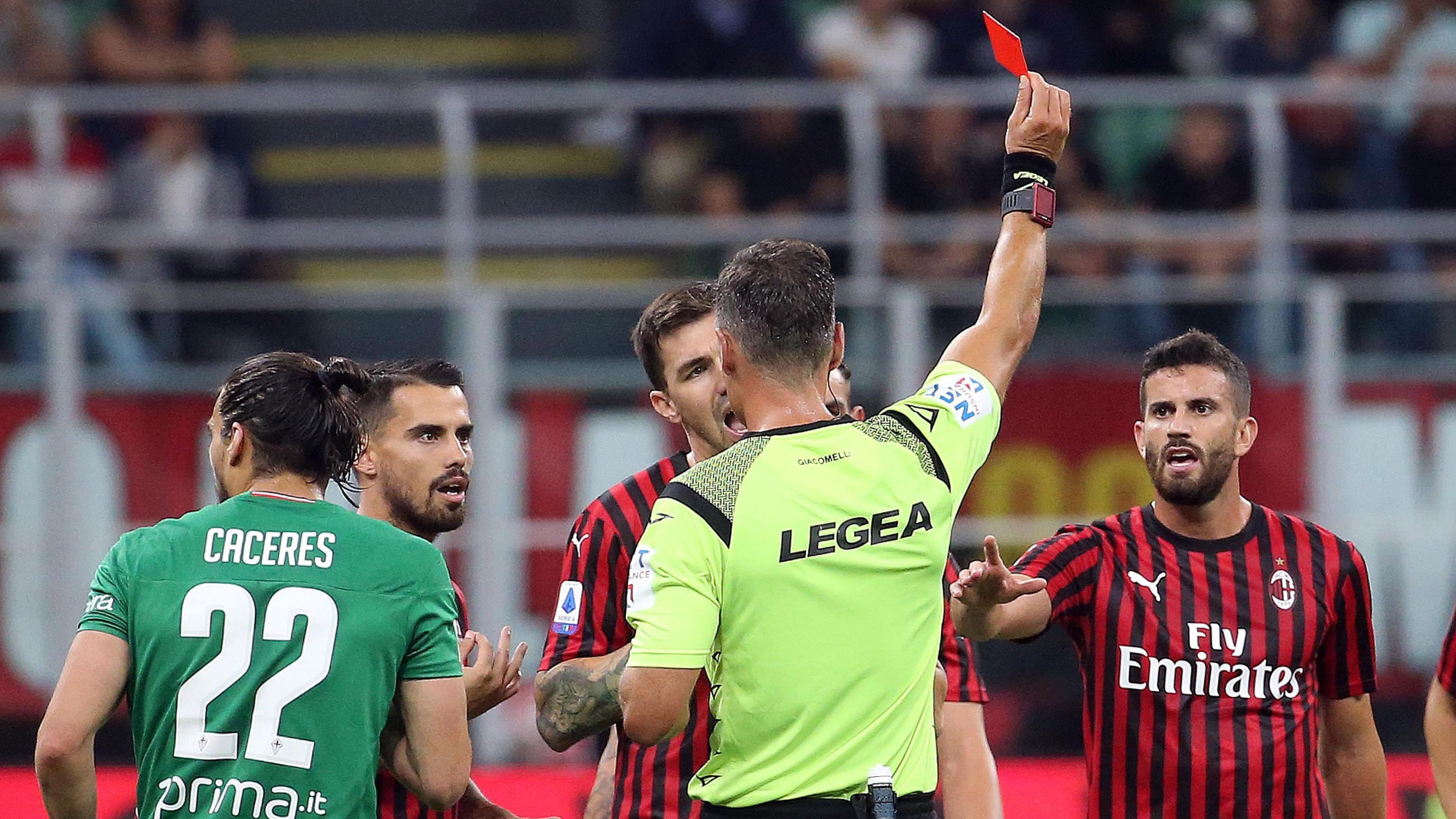 Musacchio fue expulsado en el Milan.