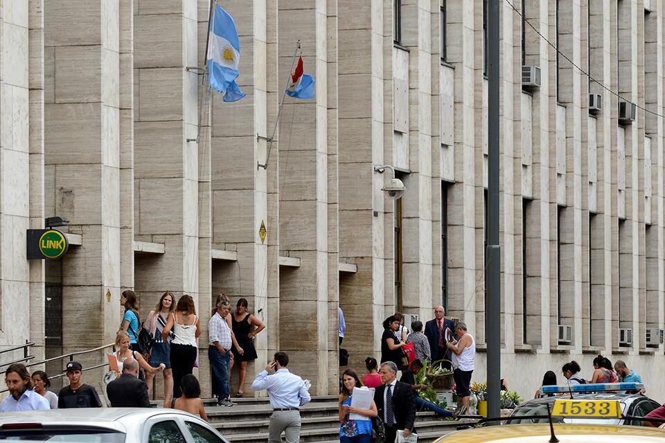 Fallo: "Es una docente jubilada con problemas de salud y con un hijo con discapacidad".