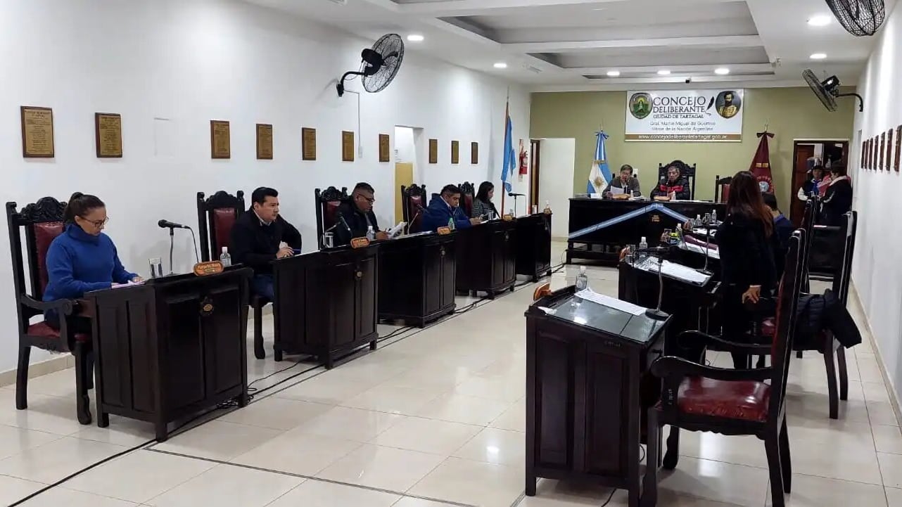 Rauch en la punta, a la izquierda