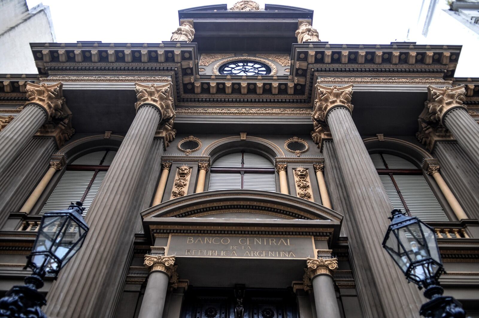 El saldo de financiaciones en moneda extranjera creció 9,8 por ciento (+54,7 por ciento interanual), dinamizado mayormente por las líneas comerciales.