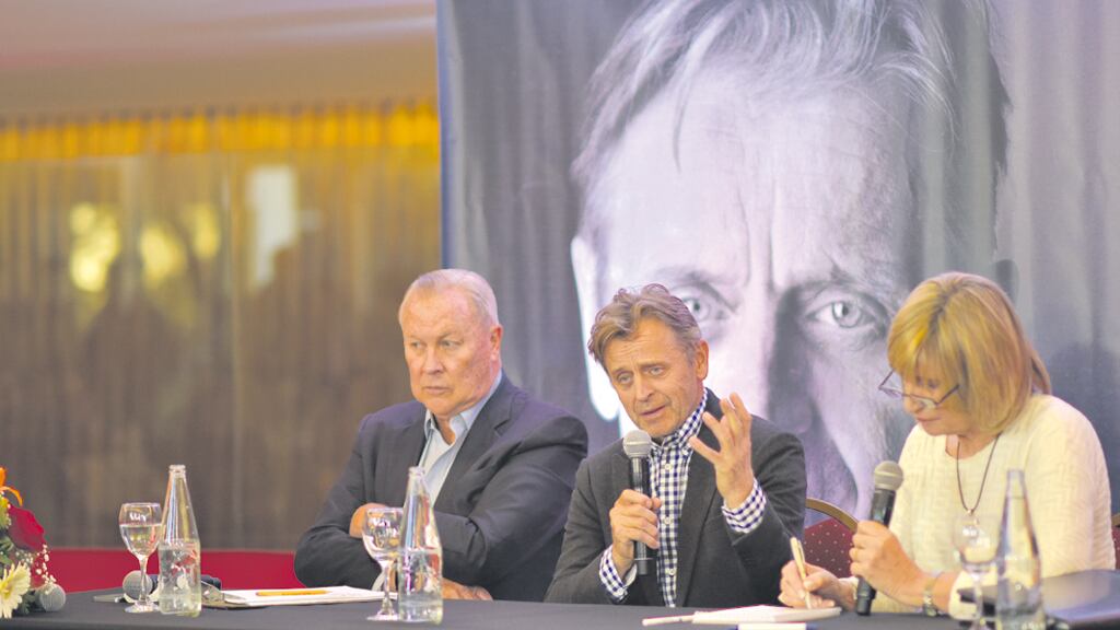 Robert Wilson y Mijail Baryshnikov, ayer en conferencia de prensa.