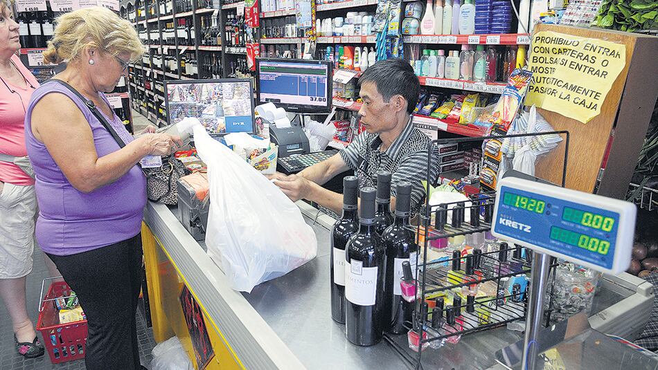 “Son dichos muy ligeros los del Presidente”, evaluó Miguel Calvete, representante de locales chinos.