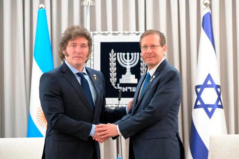 "Celebro su intención de declarar a Hamas como organización terrorista", le dijo Herzog a Milei.
