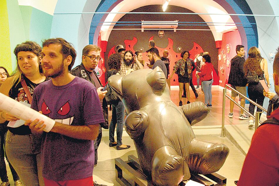 El público joven desbordó los salones del Centro Cultural Recoleta.