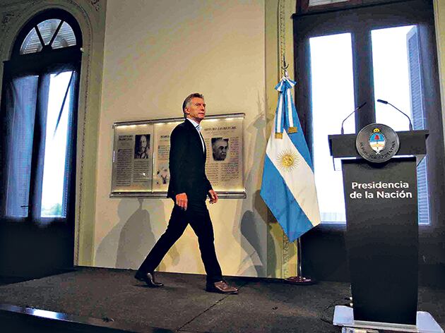 En su primera conferencia de prensa luego de sus vacaciones, Macri defendió a Arribas, Lewis y Morales.