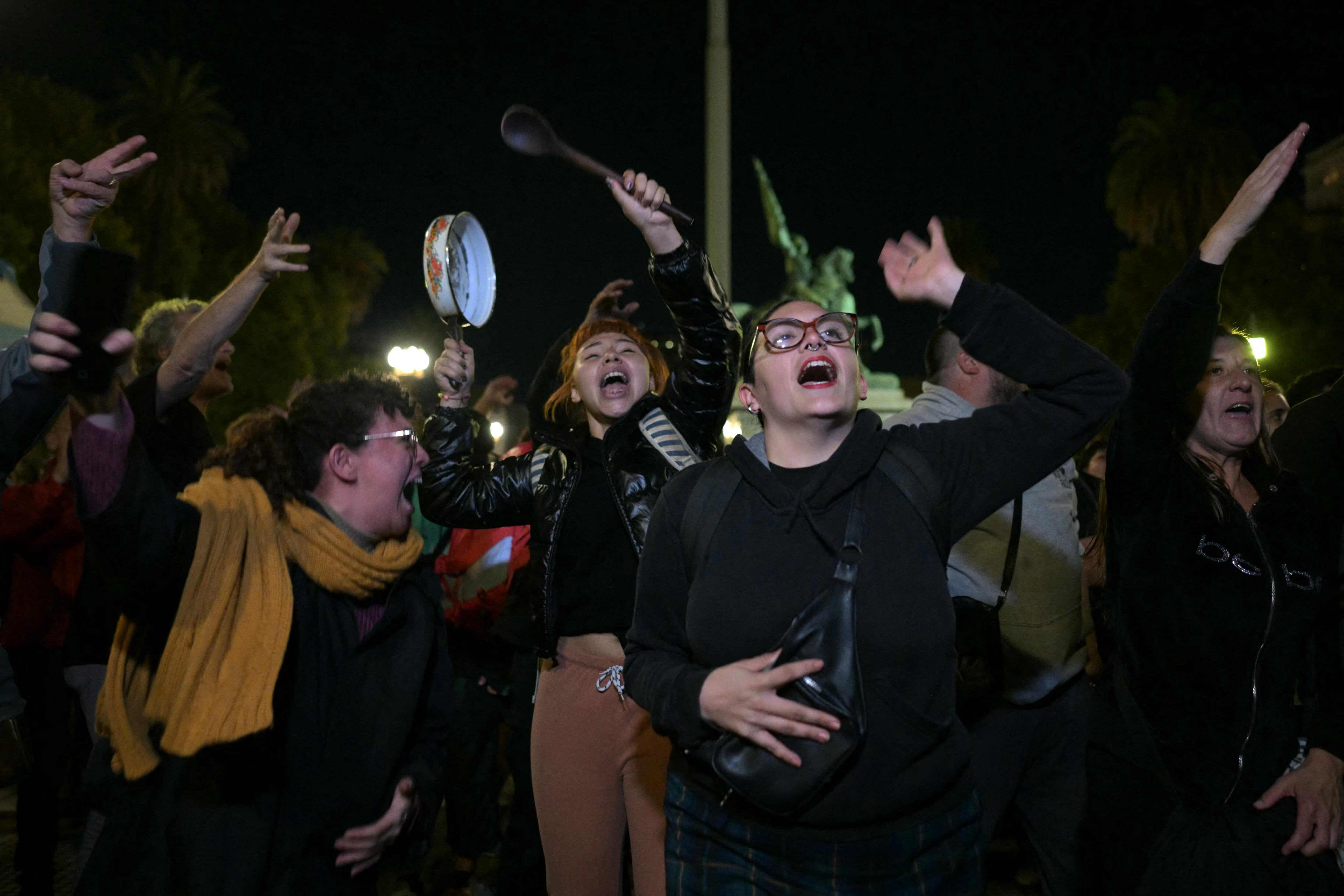 Cacerolazo contra Milei: convocaron a un ruidazo durante su cadena nacional