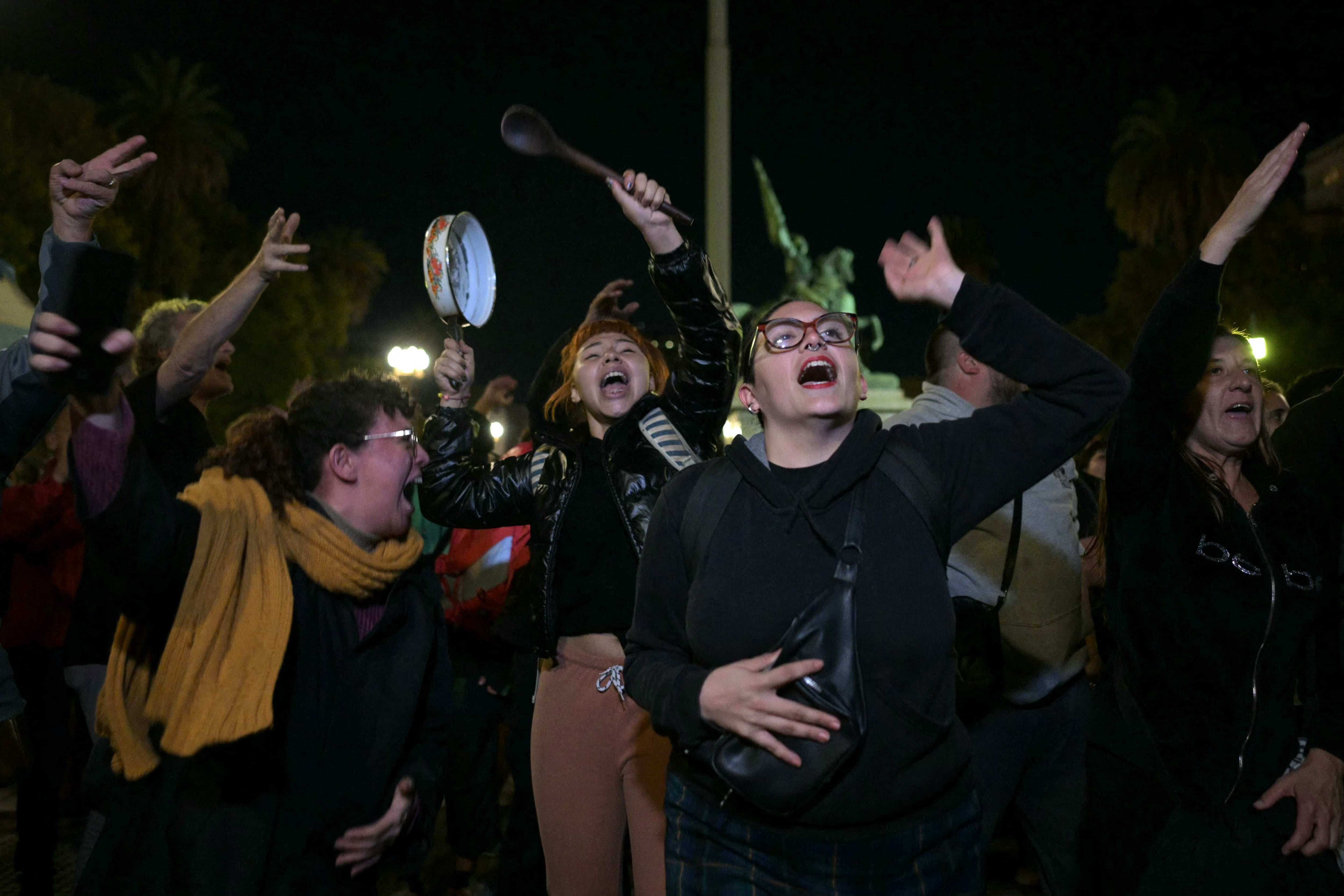 Cacerolazo contra Milei: convocaron a un ruidazo durante su cadena nacional