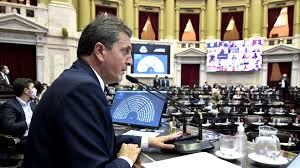 Carlos Heller, miembro informante por el oficialismo.