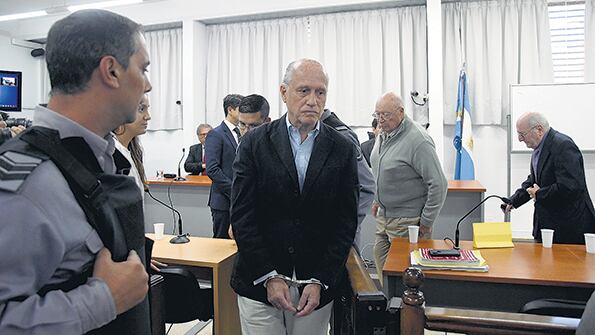 En el juicio están acusados ocho militares por secuestros, torturas y asesinatos durante la dictadura.