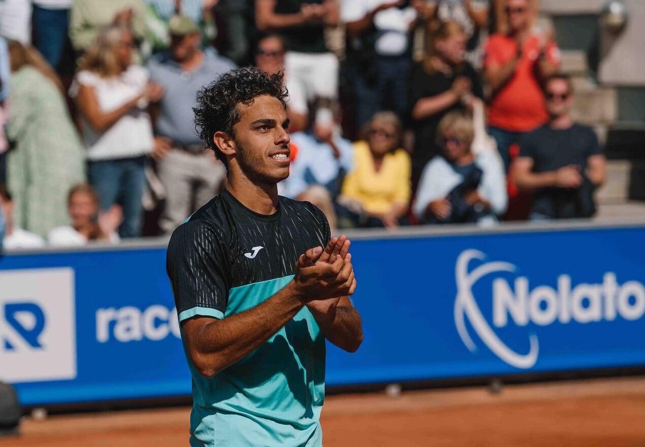 Cerúndolo, flamante campeón de Bastad, sigue de racha ganadora en Alemania