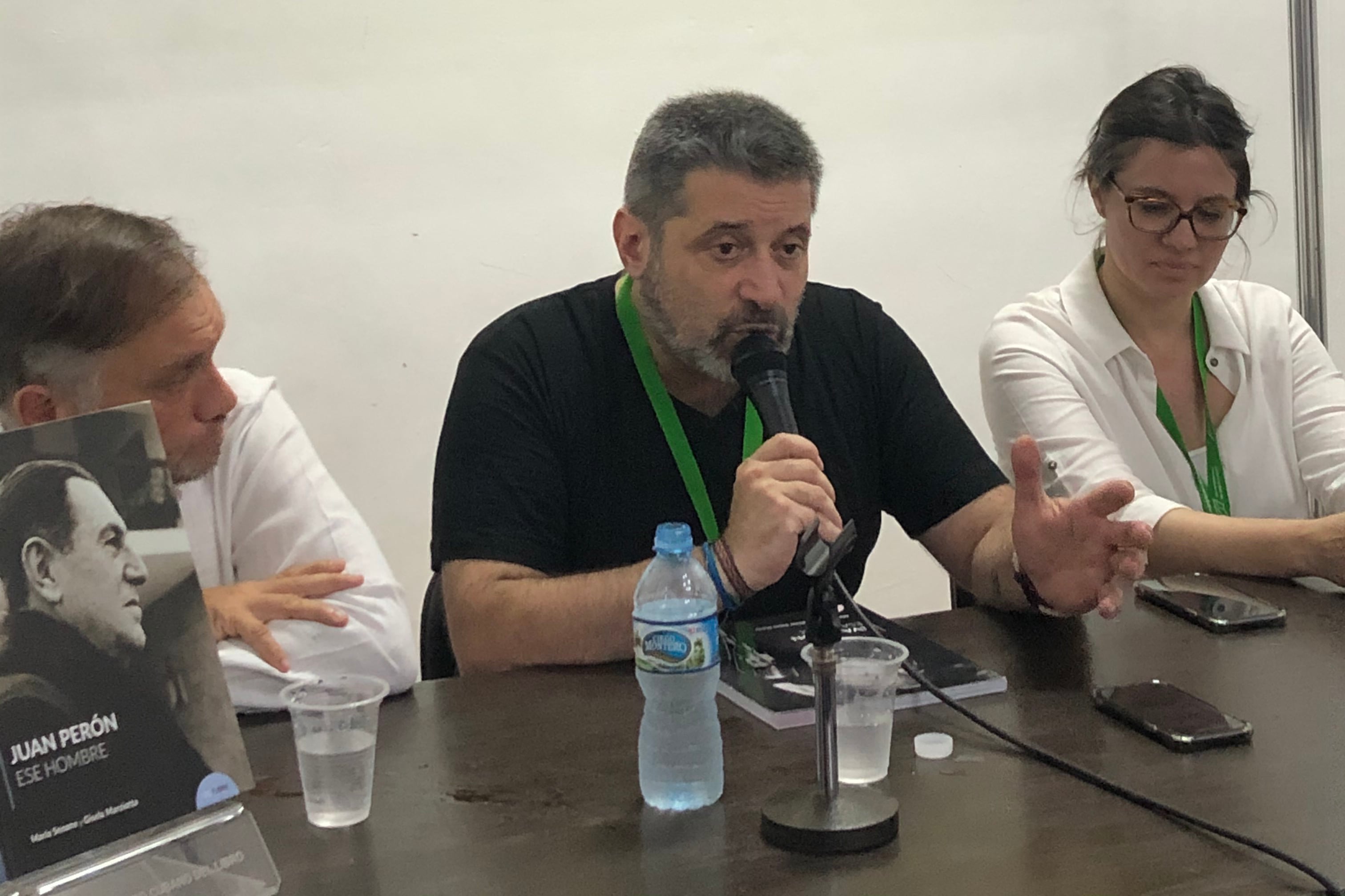 La presentación de Santa María y Marziotta fue en la sala José Antonio Portuondo.