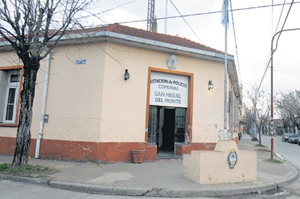 Los policías detenidos revistaban en la comisaría de Monte.