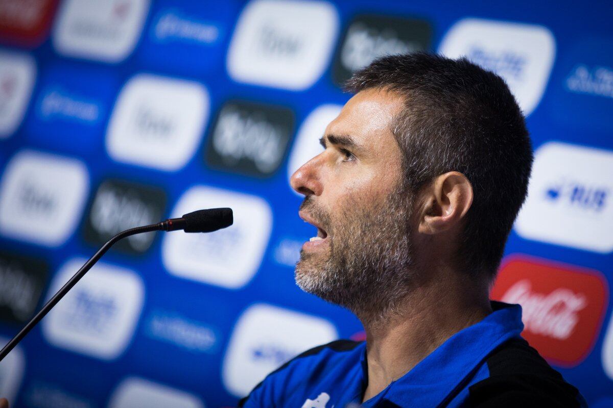 Julio Vaccari, clasificó a Vélez y lo cesantearon.