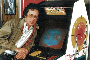 Steven Spielberg, autor del prologo de La invasión de los marcianitos y temprano gamer.