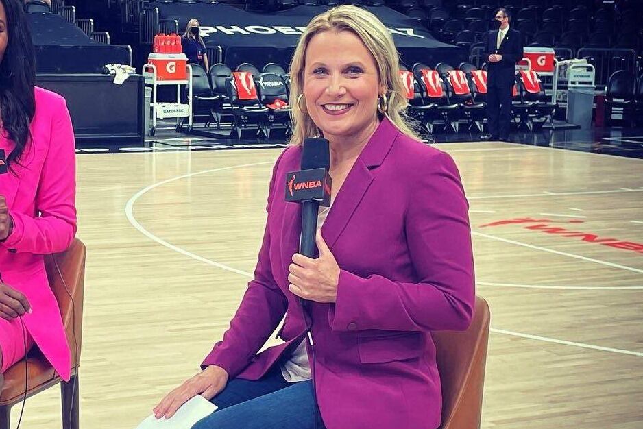 Lisa Byington, en una transmisión de la WNBA.