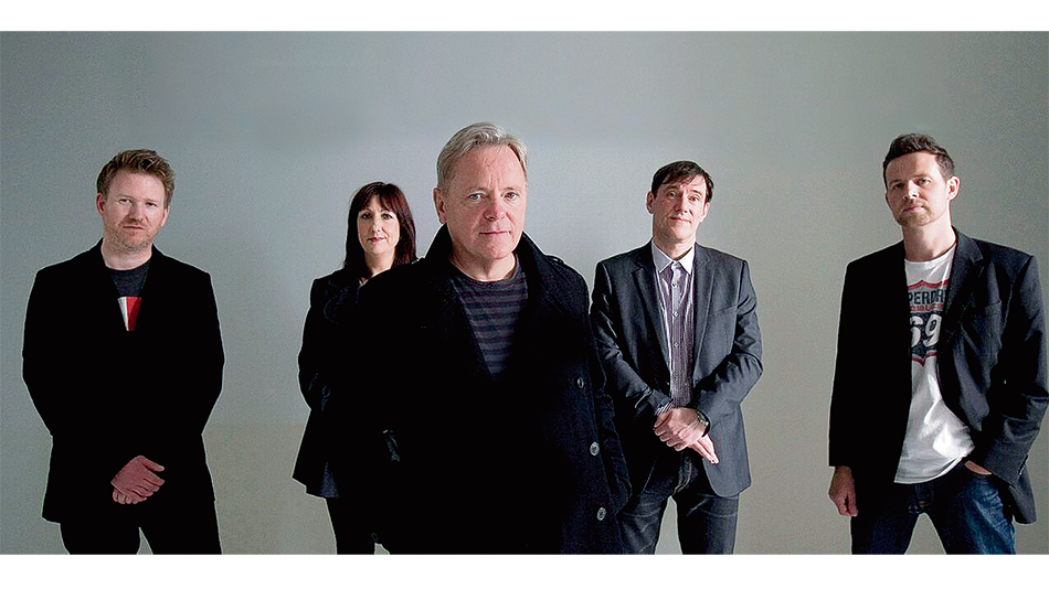 New Order siempre se caracterizó por caminar sobre la línea que separa la alegría y la desazón.