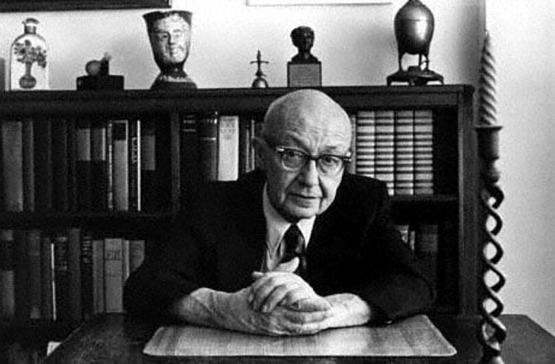 Reznikoff, miembro de la escuela objetivista, murió en 1976.