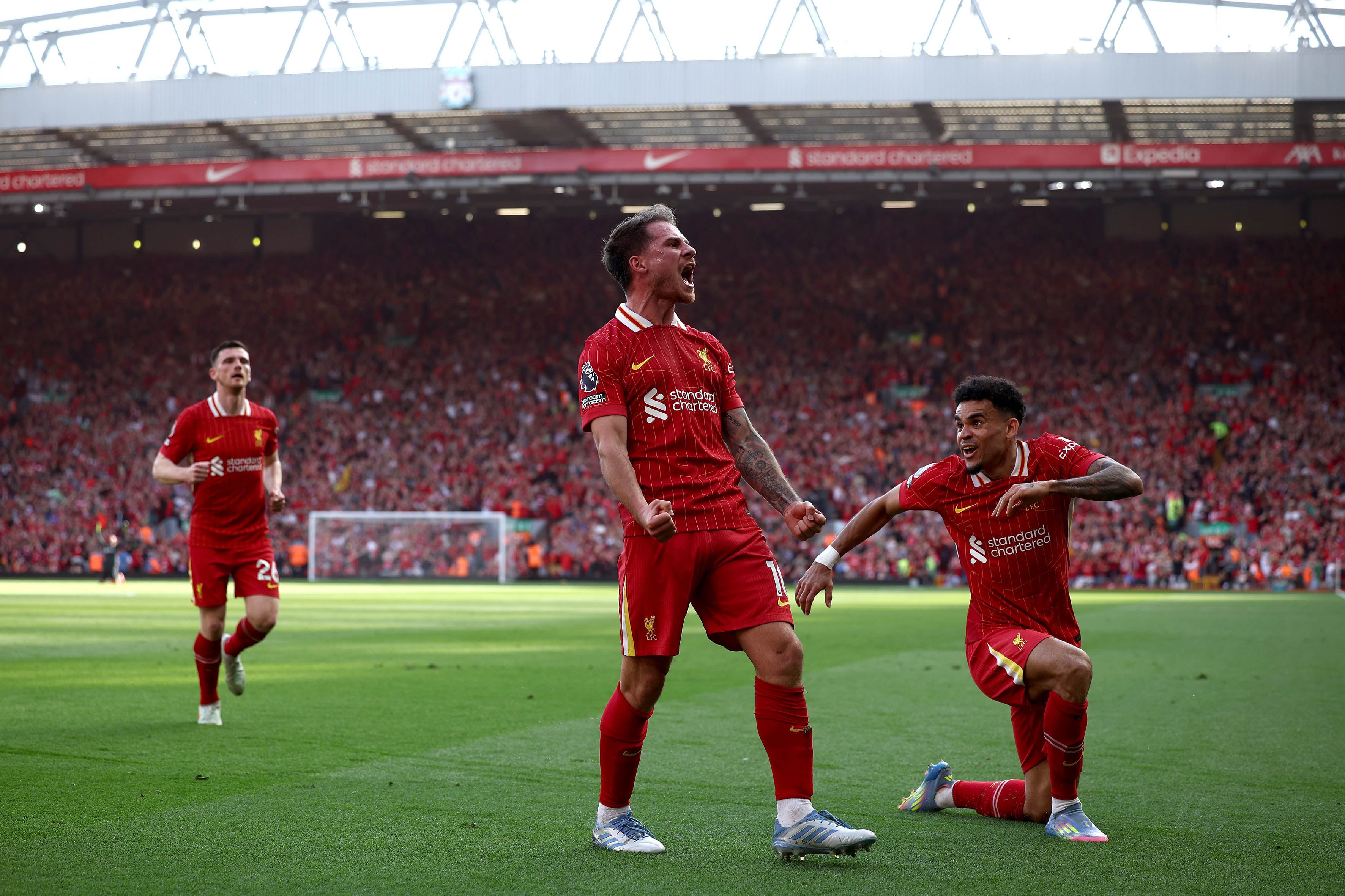 Mac Allister grita con el alma su gol para Liverpool campeón