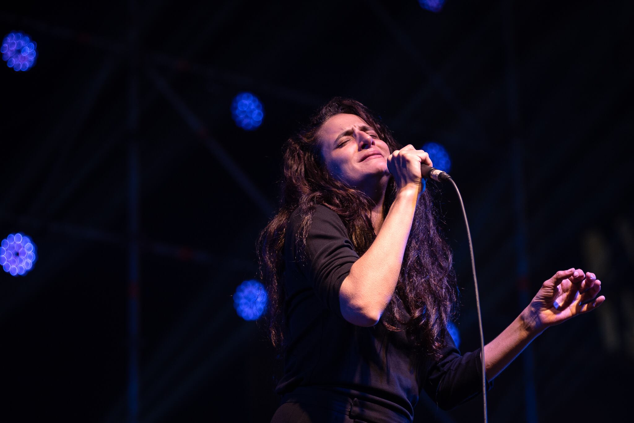 El tango crepuscular de Julieta Laso y el folk narcótico de Juana Aguirre se juntan esta noche, desde las 20, para el ciclo Sonido Konex