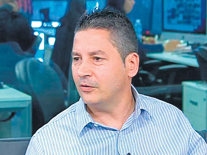 Menéndez reemplazó a Fernando Espinoza al frente del justicialismo en la provincia.