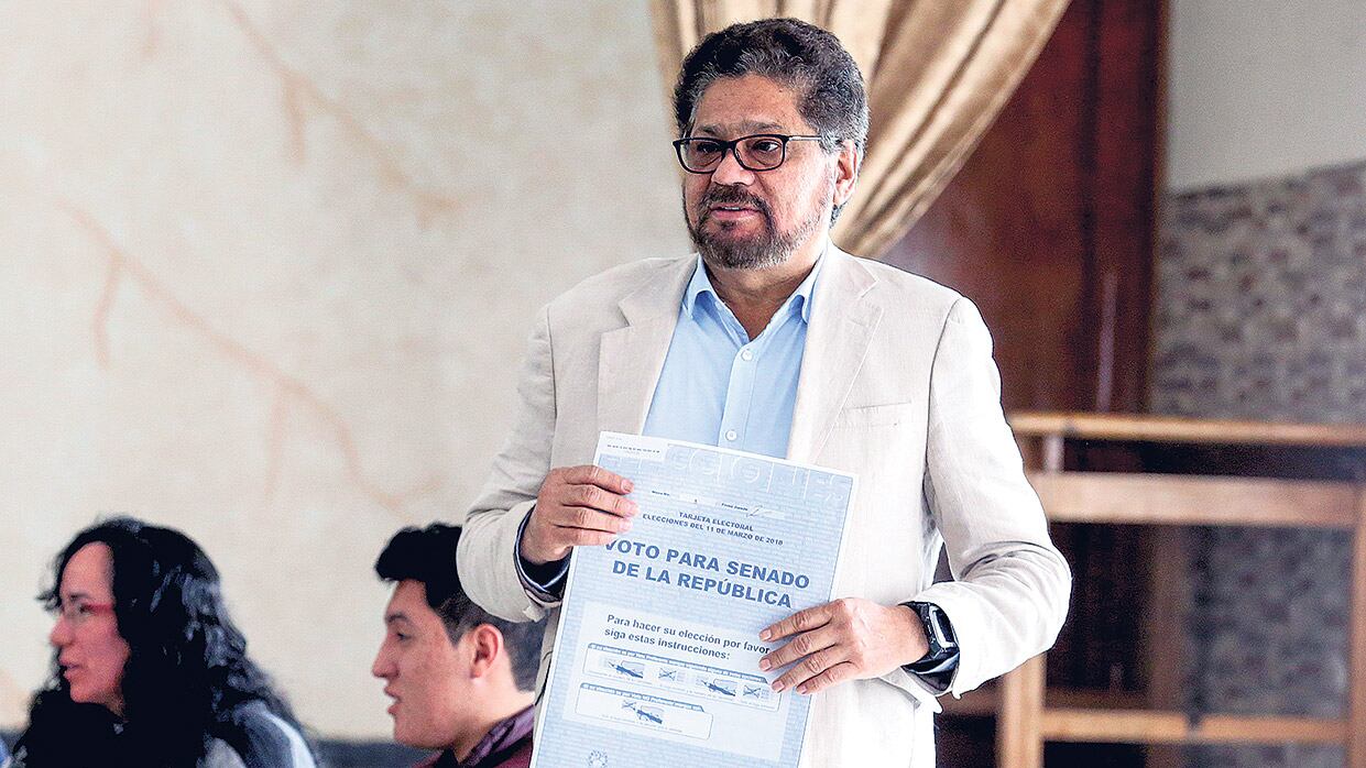 El acuerdo de paz garantizó la participación de diez representantes de las FARC, como Iván Márquez.