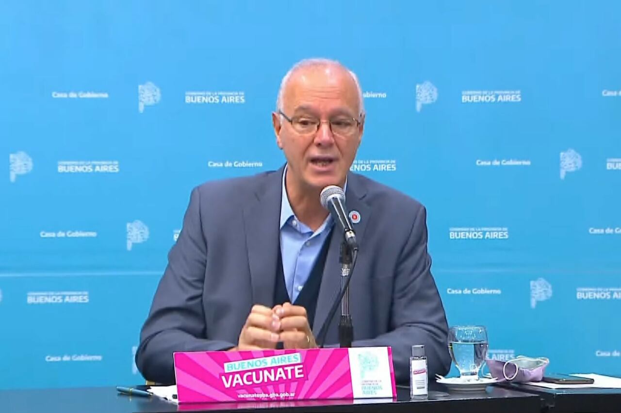 "En la última semana registramos un descenso importante de casos, esto demuestra que cuando se toman medidas los contagios bajan", dijo Gollan.