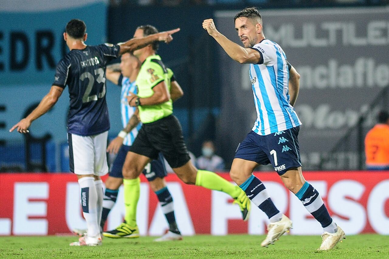 Hauche celebra el gol de la victoria de Racing