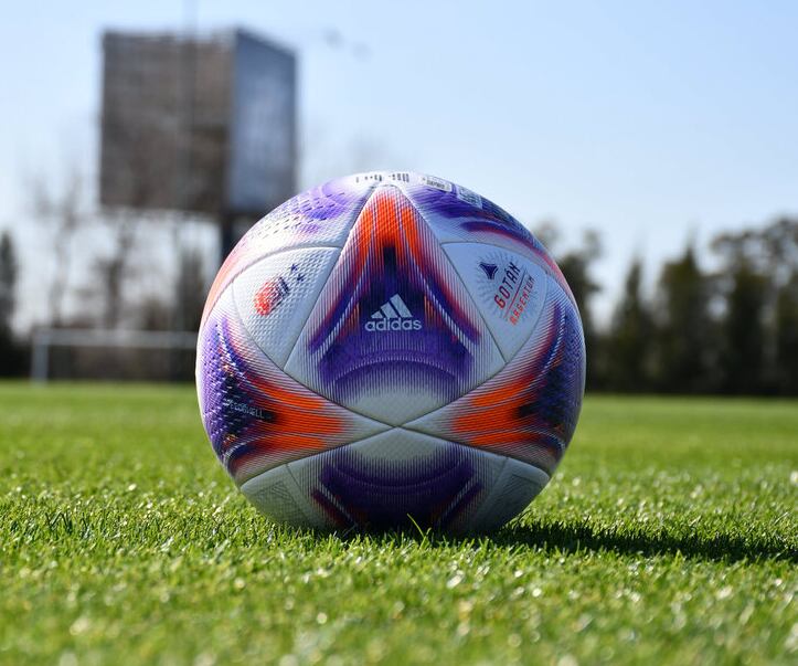 Gotán Argentum de Adidas, la pelota oficial de la Liga Profesional 2023