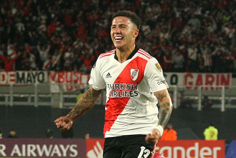Enzo Fernández se ganó un lugar entre los titulares