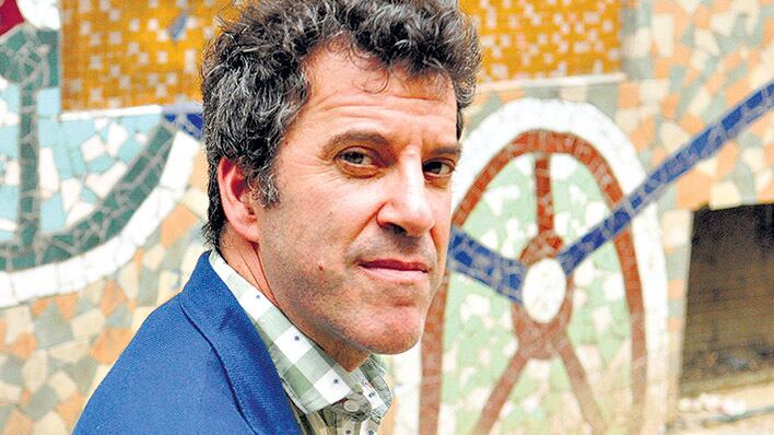 “El actor recibe recompensa del espectador durante el espectáculo.”