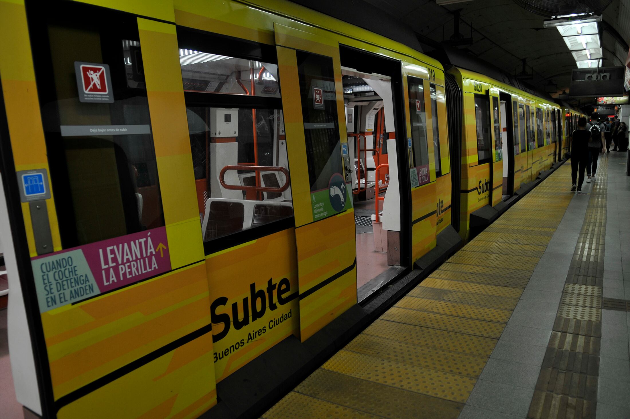 Paro de subtes para este miércoles 20 de noviembre: cómo es la medida y a qué líneas afectará