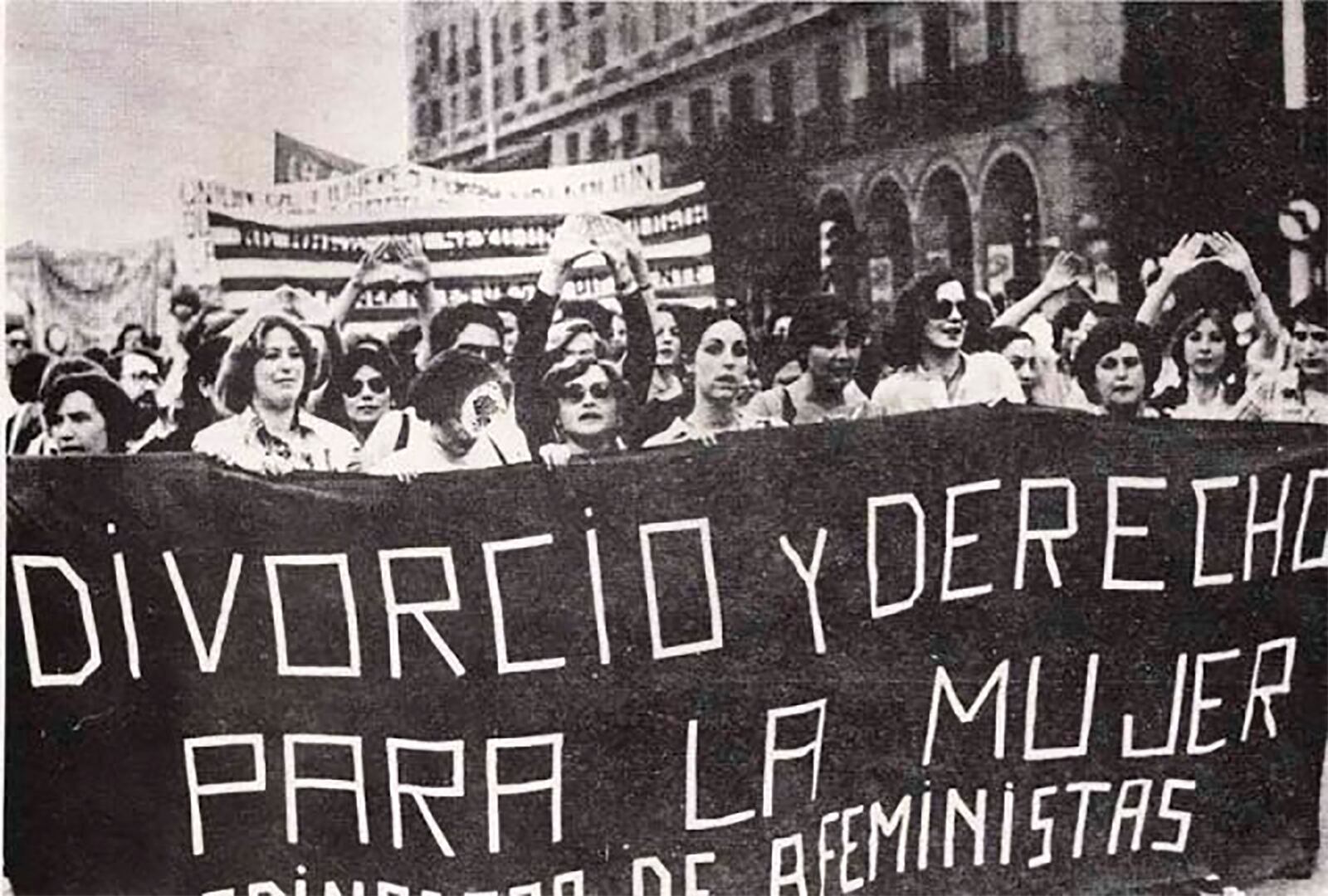 Una manifestación feminista en demanda del divorcio vincular anulado por la dictadura de 1955.