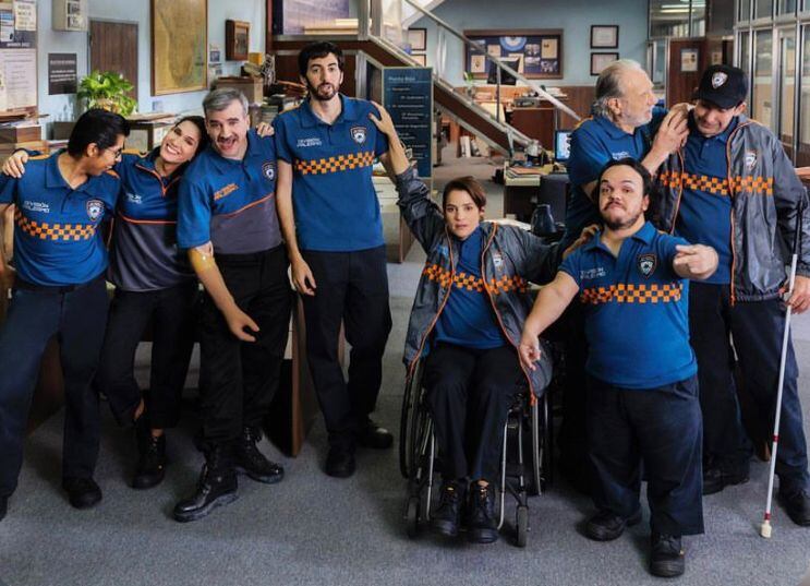 Instagram: @soyhernancuevas