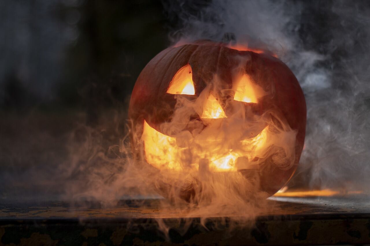 Las calabazas iluminadas de Halloween, una tradición que se vincula al siglo XIX.