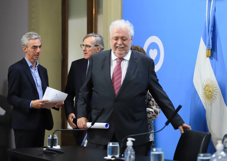González García se hace estudios y no tiene síntomas de coronavirus.