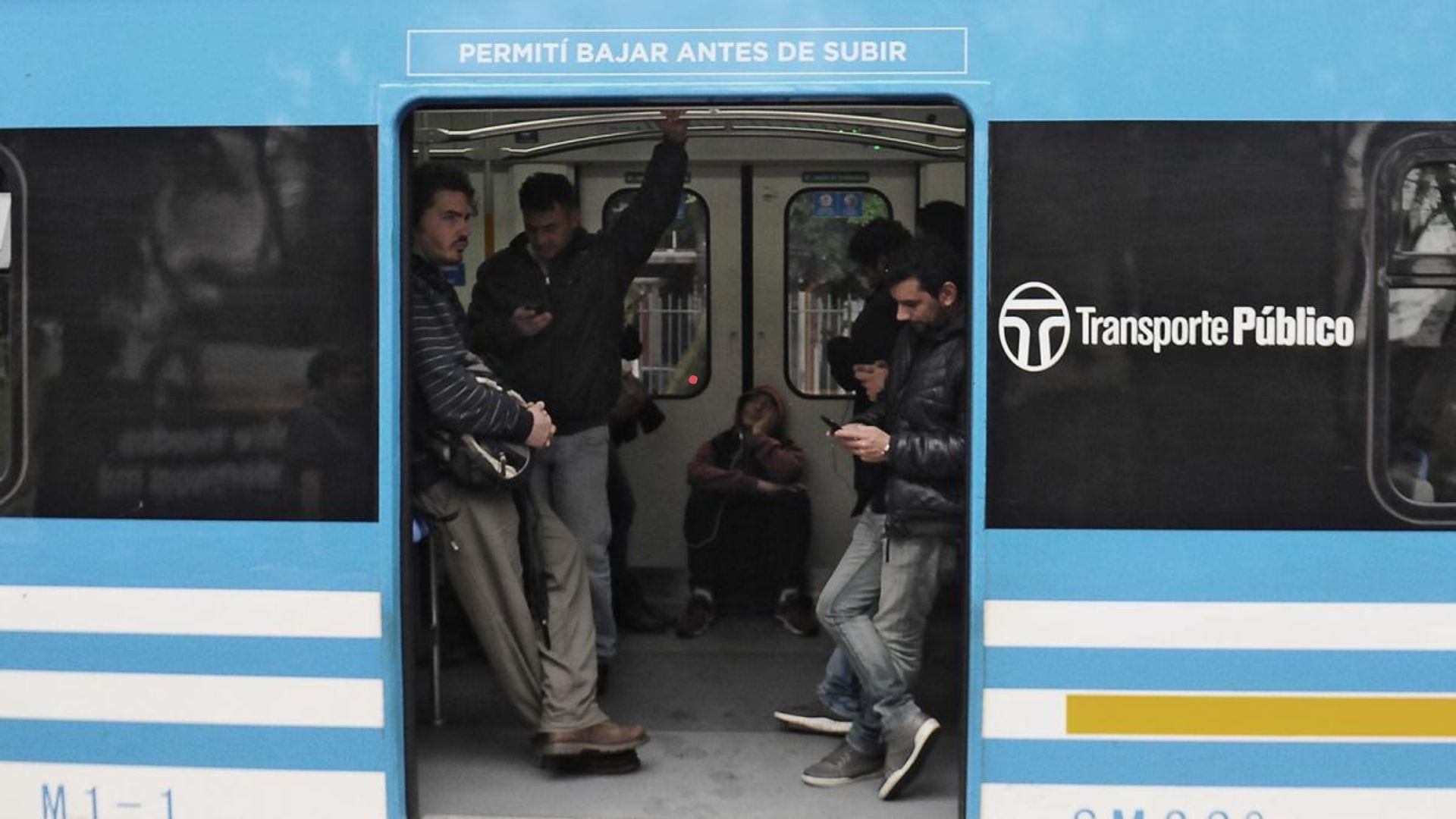 Cómo funciona el transporte durante el paro nacional de la CGT