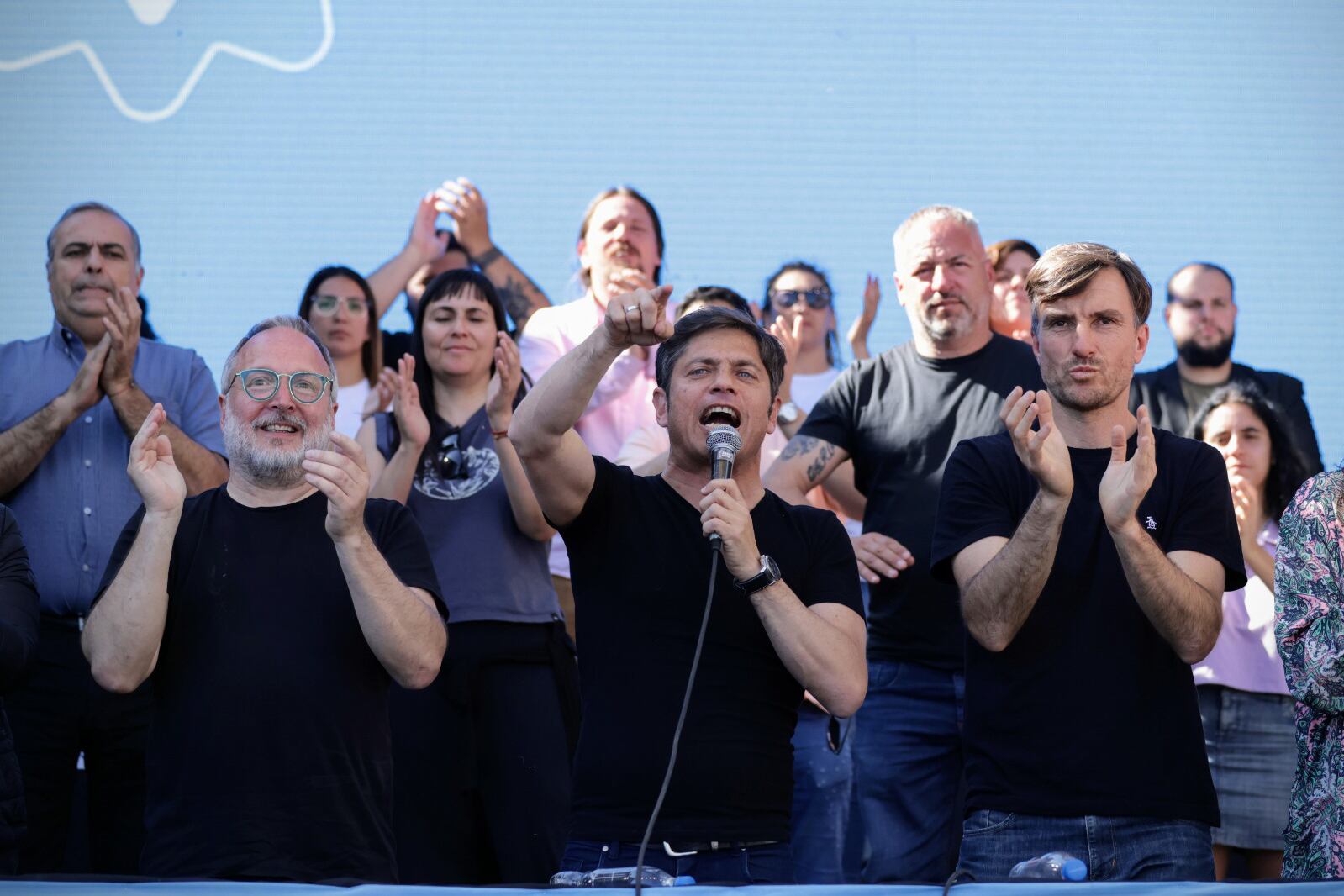 Kicillof con Sabbatella y Ghi en Morón. 