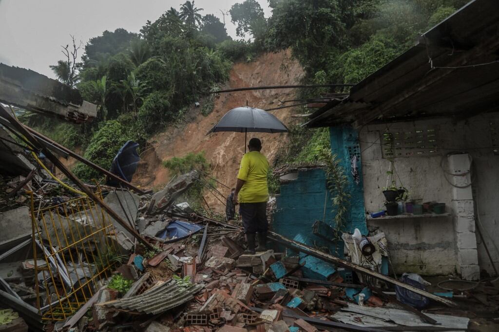 Suben a 44 los muertos por las lluvias, aludes e inundaciones en el noreste de Brasil. Foto AFP 