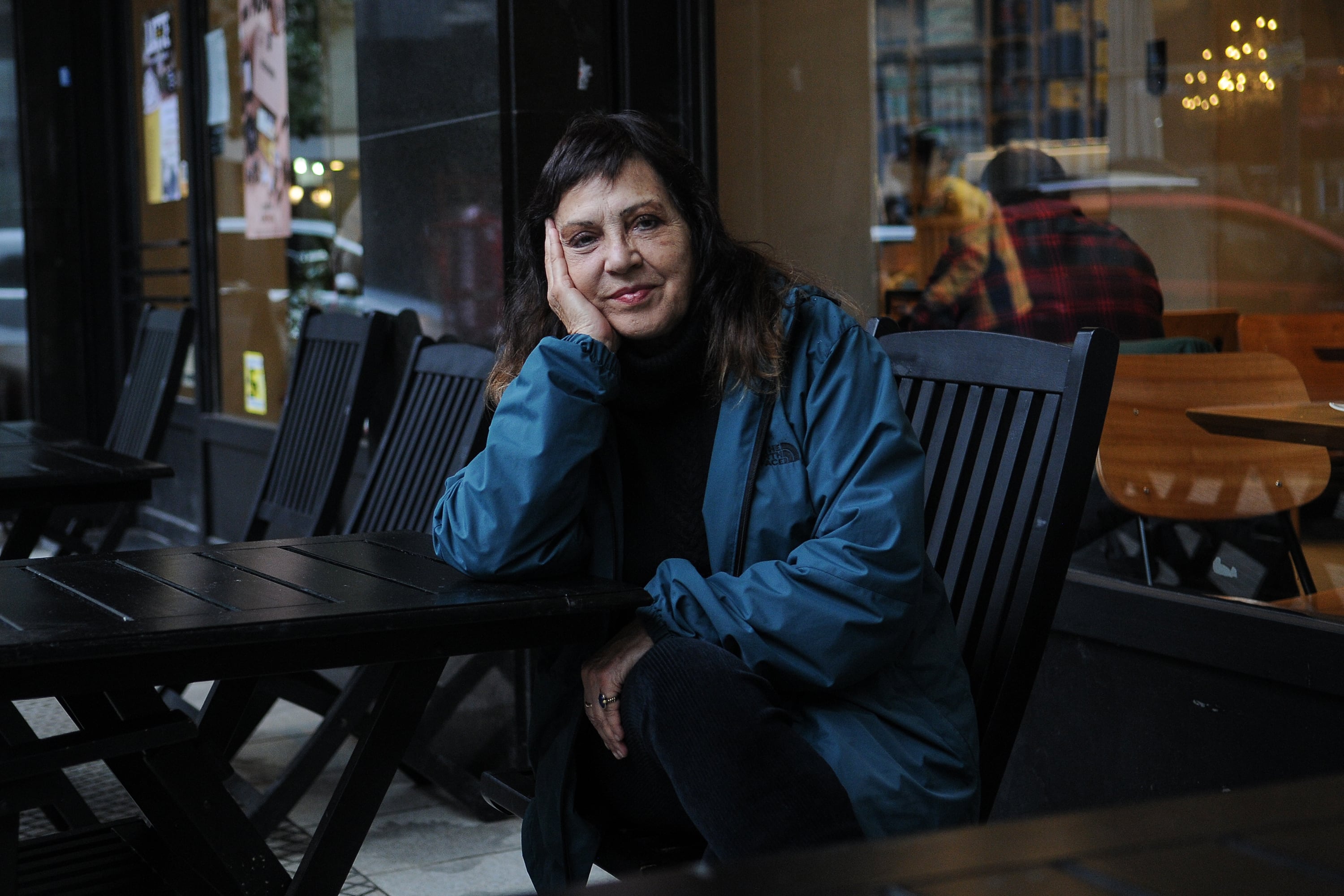 "Escribo y ensayo para sacar fuerzas, para continuar haciendo un aporte desde la cultura"