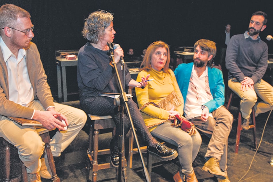 Agustín Berti, Gabriela Halac, Tomás Alzogaray Vanella, Liliana Vanella, junto al moderador Alejandro Dujovne.