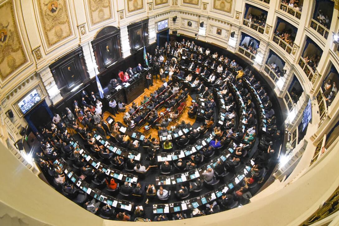 El oficialismo quiere llevar la discusión al recinto.
