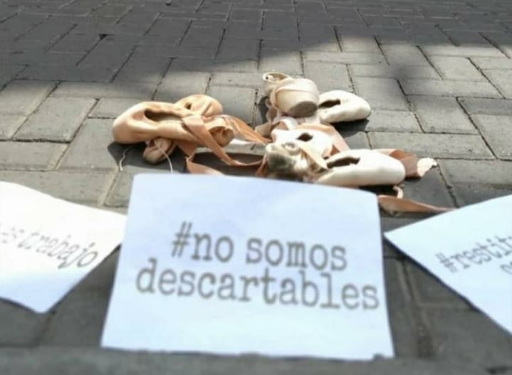 En Salta hubo una movilización por los despidos de bailarines.