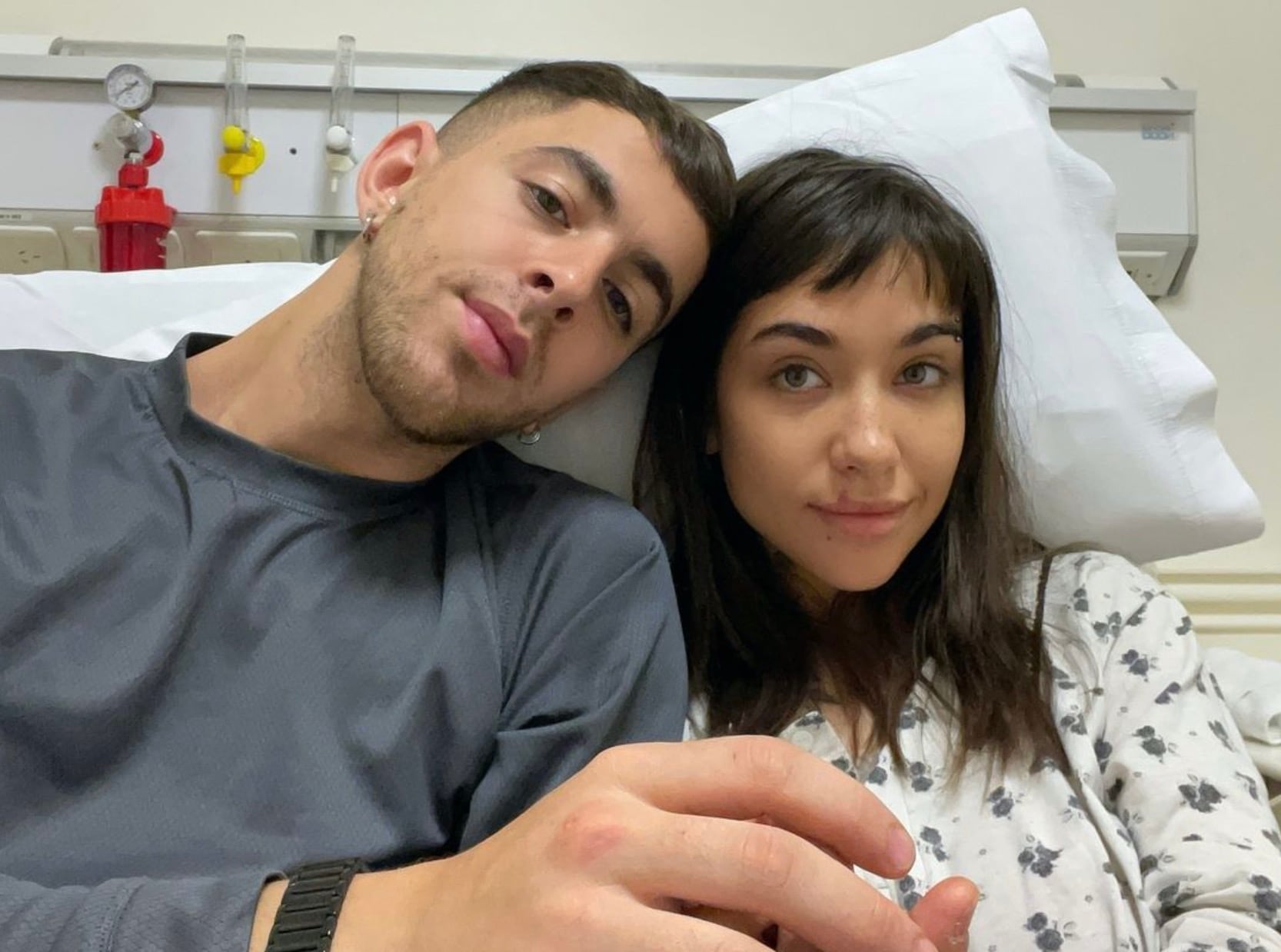 "Afortunadamente, todo salió muy bien y ya estamos con Juli en casa, recuperándome rodeada de mucho amor", reveló.