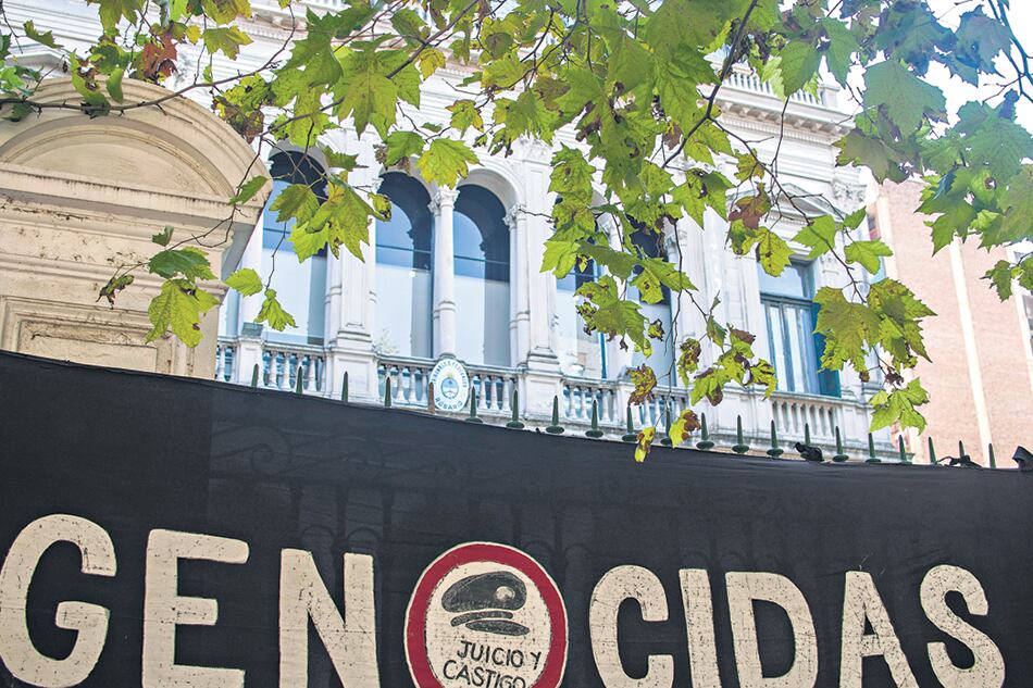 Actualmente hay 518 represores beneficiados con el arresto domiciliario.