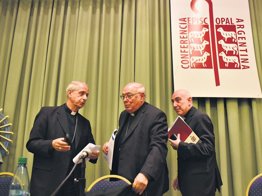 La Conferencia Episcopal Argentina puso condiciones para la consulta de archivos.