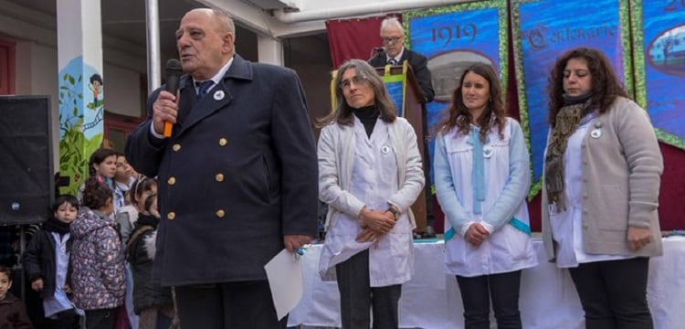 Arroyo, en un acto en una escuela de Mar del Plata, esta mañana.